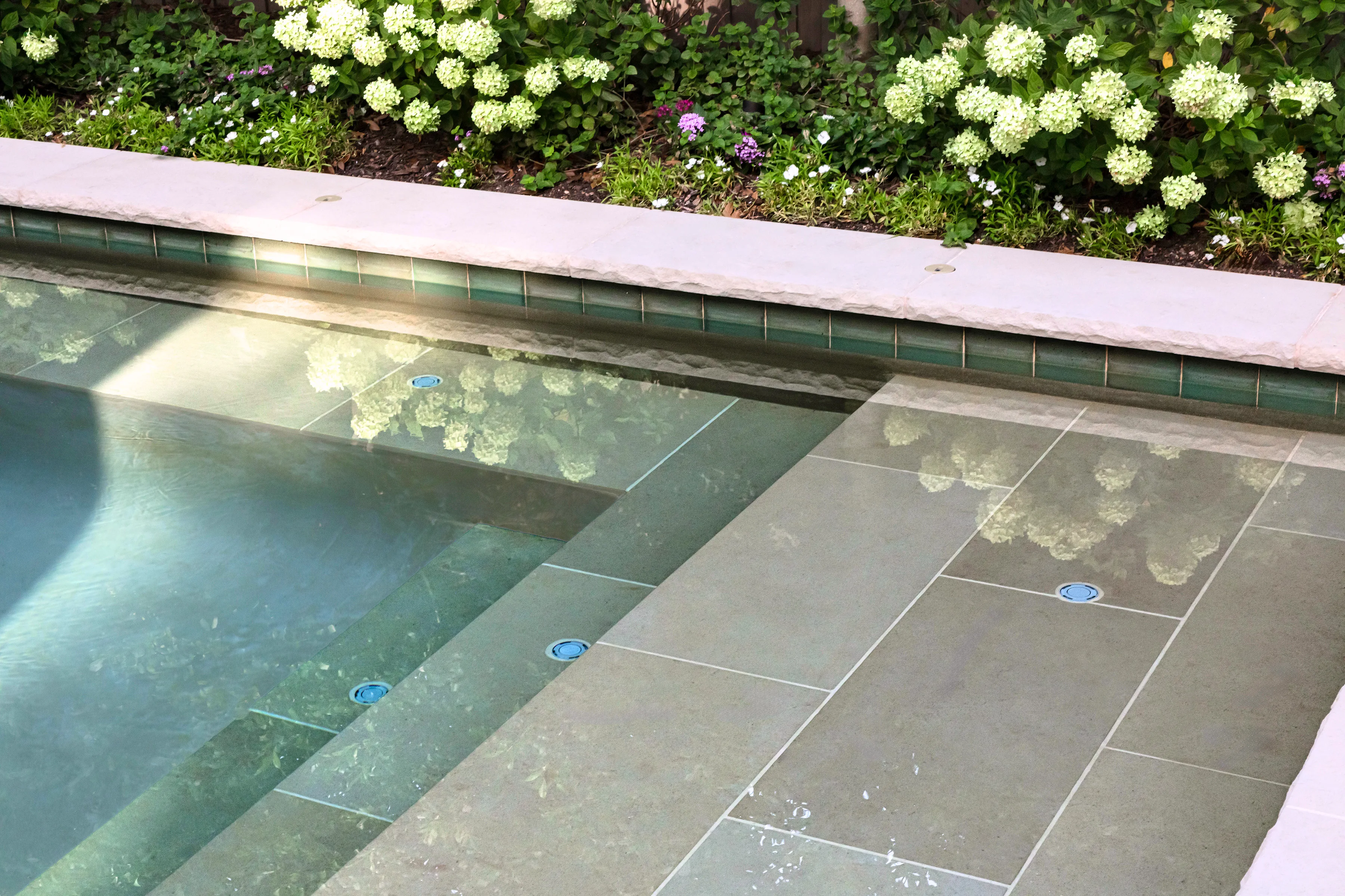 Tile and waterline cleaning